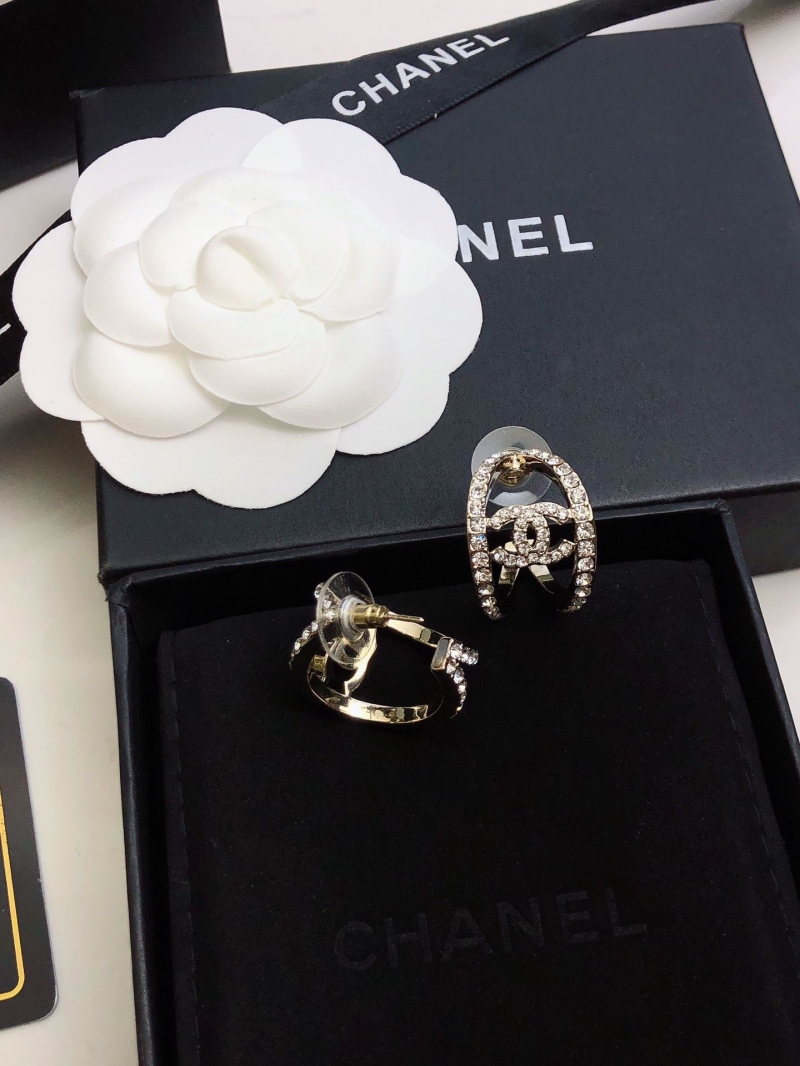 Ch**el earrings